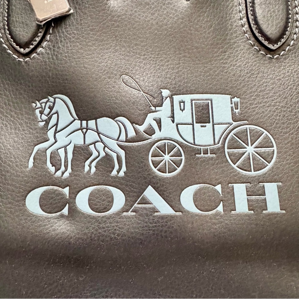 NWT Coach Derby Tote Bag Embossed Horse Carriage Silver/Midnight Navy Multi - Picture 2 of 13